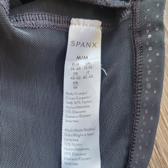 Spanx Metallic Mist Low Impact Black Sports Bra Size Medium - Picture 6 of 6